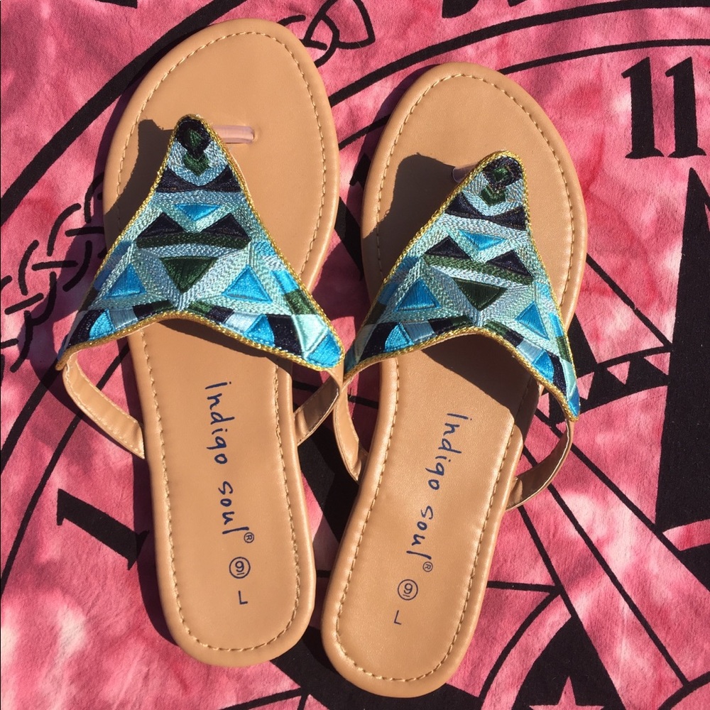 Size Large Indigo Soul Embroidered Sandals